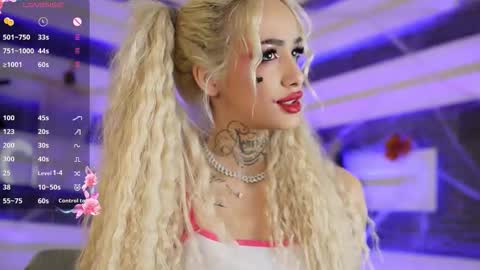 blondie_muller online show from October 31, 2025, 9:27 pm