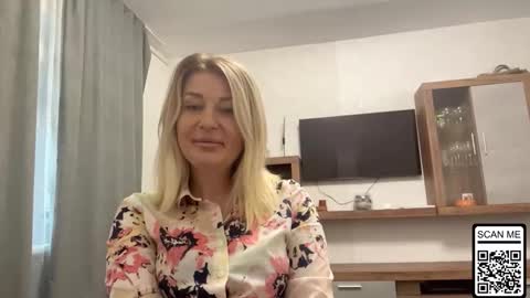 blondie_xoxoxo online show from October 2, 2025, 6:53 am
