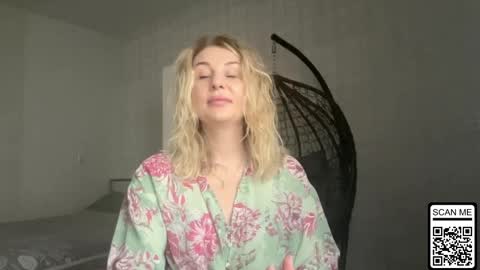 blondie_xoxoxo online show from April 1, 2026, 8:59 am