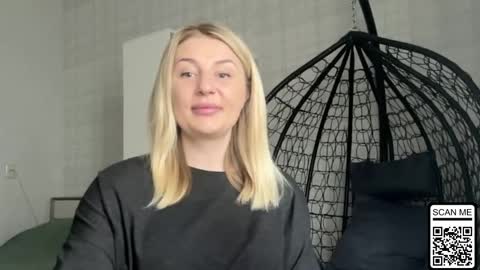 blondie_xoxoxo online show from April 4, 2026, 12:46 pm