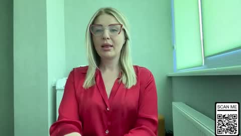 Snapshot of blondie_xoxoxo chatting on July 13, 2026, 7:22 am blondie_xoxoxo online show from July 13, 2026, 7:22 am