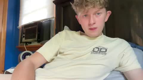 Snapshot of blondiedicks1 chatting on July 9, 2026, 5:50 pm blondiedicks1 online show from July 9, 2026, 5:50 pm