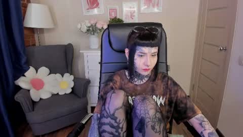 Snapshot of blood__mary chatting on June 19, 2026, 11:36 am Mary online show from June 19, 2026, 11:36 am