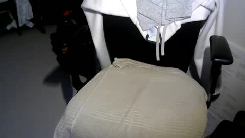 bloodybig0 online show from January 1, 2025, 12:33 pm