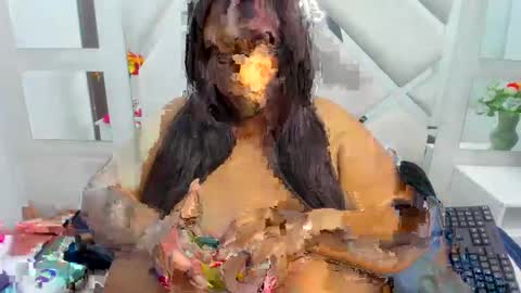 bloom_b online show from November 1, 2025, 2:30 pm