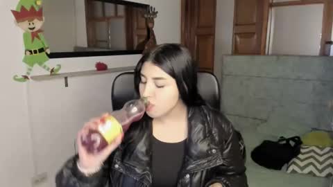 bloom_flower1 online show from December 15, 2025, 3:00 am