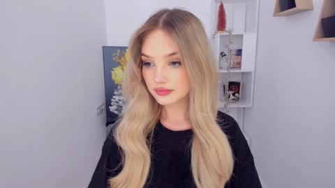 Sophia online show from December 13, 2024, 6:59 pm
