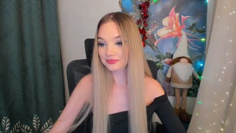Sophia online show from December 19, 2024, 2:01 am