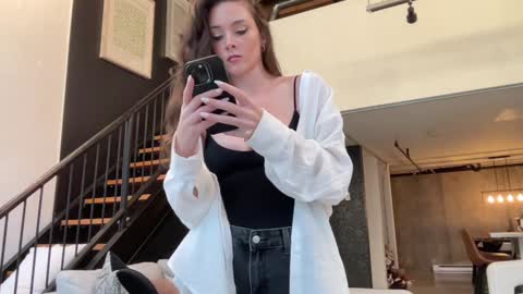 Emma Bloom online show from December 21, 2025, 8:27 pm