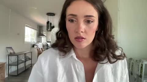 Emma Bloom online show from July 9, 2026, 7:18 pm
