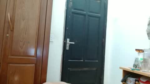 Snapshot of blowy079 chatting on April 4, 2026, 2:32 am blowy079 online show from April 4, 2026, 2:32 am