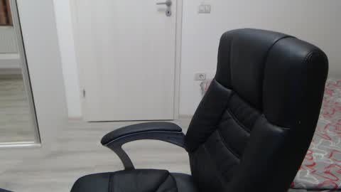 Juliet online show from February 26, 2025, 9:27 pm