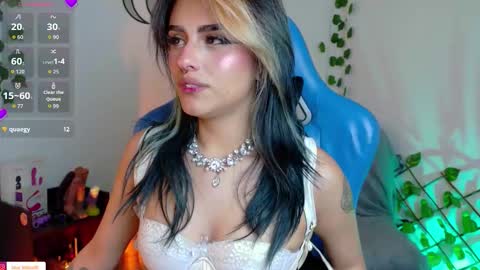 blue_kittenn online show from September 13, 2025, 6:35 am