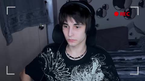 SONNYVAN online show from November 5, 2025, 2:44 am