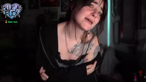 Blue online show from October 14, 2025, 12:11 am