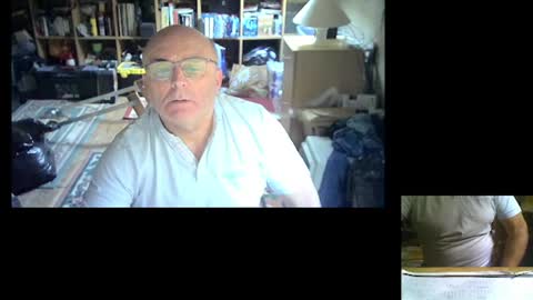 Snapshot of bluebox65 chatting on November 20, 2025, 11:43 am bluebox65 online show from November 20, 2025, 11:43 am
