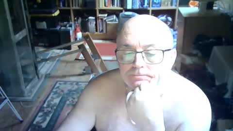 Snapshot of bluebox65 chatting on January 10, 2026, 2:08 pm bluebox65 online show from January 10, 2026, 2:08 pm