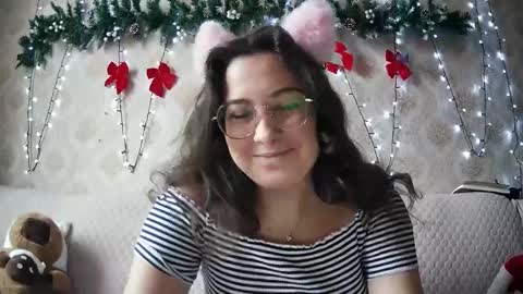 Snapshot of bluebutterfly_69 chatting on December 12, 2024, 10:13 am your playful butterfly online show from December 12, 2024, 10:13 am