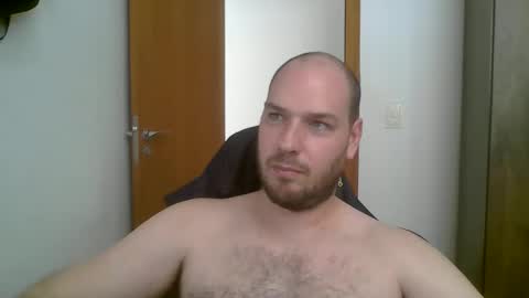 Snapshot of bluec2c chatting on December 18, 2024, 5:31 pm Blue online show from December 18, 2024, 5:31 pm