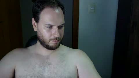 Snapshot of bluec2c chatting on November 27, 2025, 2:35 am Blue online show from November 27, 2025, 2:35 am