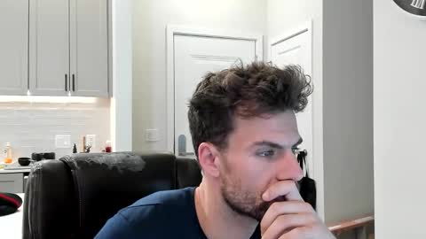 Snapshot of bluecollarhunk chatting on January 12, 2026, 2:39 am BlueCollarHunk online show from January 12, 2026, 2:39 am