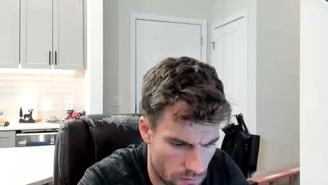 Snapshot of bluecollarhunk chatting on February 15, 2026, 5:09 pm BlueCollarHunk online show from February 15, 2026, 5:09 pm