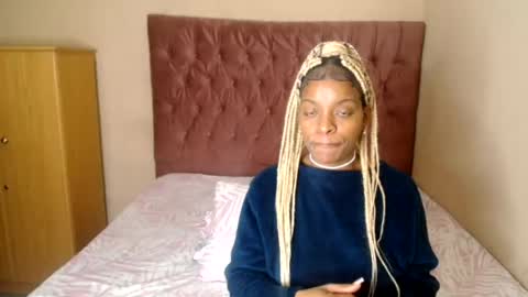Snapshot of bluedi622952 chatting on August 3, 2026, 9:26 am Tee online show from August 3, 2026, 9:26 am
