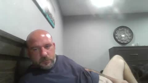 blueeyesandblueballs online show from October 6, 2025, 8:39 pm