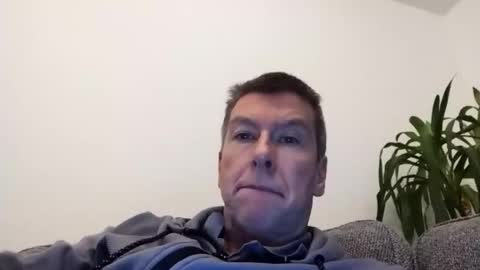 Snapshot of blueeyesteele chatting on February 9, 2026, 8:24 pm blueeyesteele online show from February 9, 2026, 8:24 pm