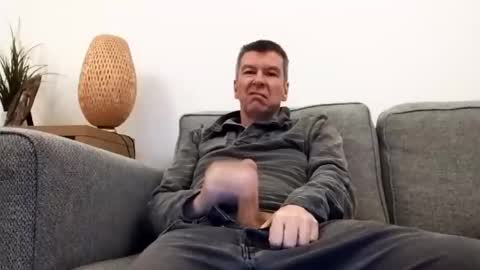 blueeyesteele online show from April 11, 2026, 9:52 pm