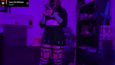 Blue online show from February 12, 2026, 10:27 pm