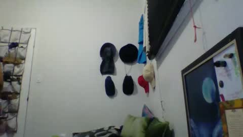 Snapshot of bluevegeta143 chatting on February 25, 2026, 11:20 am bluevegeta143 online show from February 25, 2026, 11:20 am