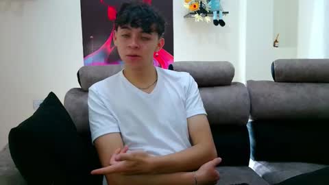 bluewolf247 online show from October 24, 2025, 2:35 pm