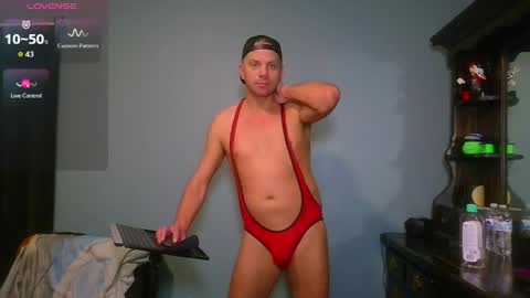 Snapshot of blueyes_hung1 chatting on April 28, 2026, 8:52 am Fun Boi online show from April 28, 2026, 8:52 am