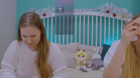 Ellie3 online show from December 23, 2024, 12:30 pm