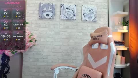 Ellie3 online show from January 16, 2025, 3:02 pm