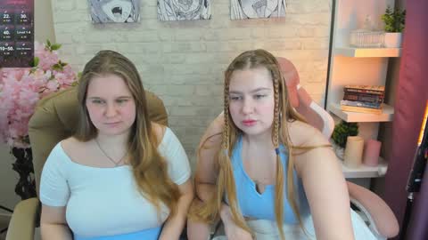 Ellie3 online show from January 17, 2025, 1:46 pm