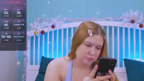 Ellie3 online show from January 18, 2025, 3:49 pm