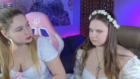 Ellie3 online show from January 22, 2025, 2:46 pm