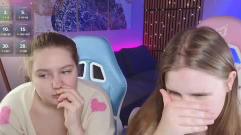 Ellie3 online show from January 24, 2025, 5:32 pm