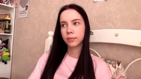 Milou online show from September 12, 2025, 12:27 pm