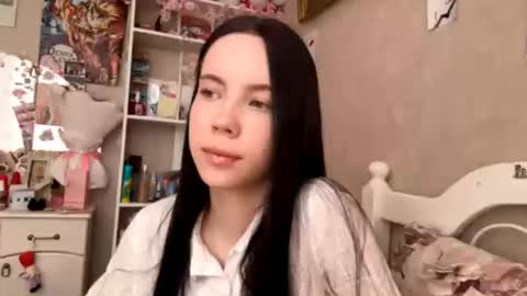 Milou online show from September 15, 2025, 12:16 pm