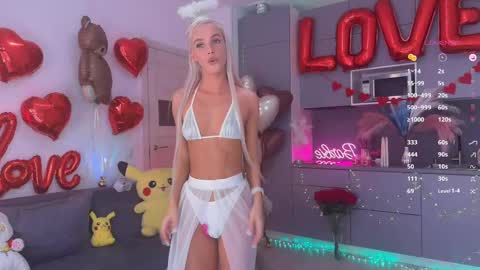 Snapshot of blush_mikki chatting on February 15, 2025, 10:00 am Mikki chan online show from February 15, 2025, 10:00 am