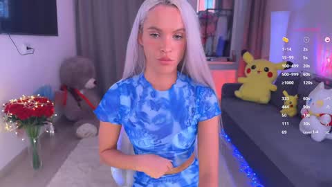 Snapshot of blush_mikki chatting on March 7, 2025, 8:13 am Mikki chan online show from March 7, 2025, 8:13 am