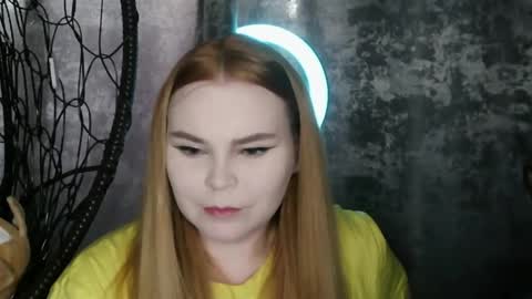 blushing_star online show from April 7, 2026, 3:45 pm