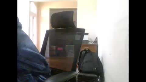 Snapshot of bluuthunder1914 chatting on October 7, 2025, 5:32 pm bluuthunder1914 online show from October 7, 2025, 5:32 pm