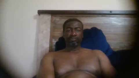 Snapshot of bluuthunder1914 chatting on November 25, 2025, 12:21 am bluuthunder1914 online show from November 25, 2025, 12:21 am