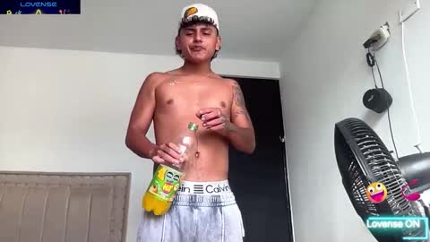 Bob  INDEPENDENT MODEL online show from January 14, 2026, 6:46 pm