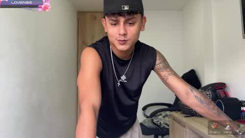 Bob  INDEPENDENT MODEL online show from April 16, 2026, 6:30 pm