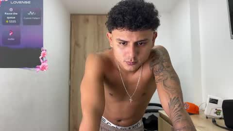 Snapshot of bob_pettersonn chatting on May 6, 2026, 12:52 am Bob INDEPENDENT MODEL online show from May 6, 2026, 12:52 am